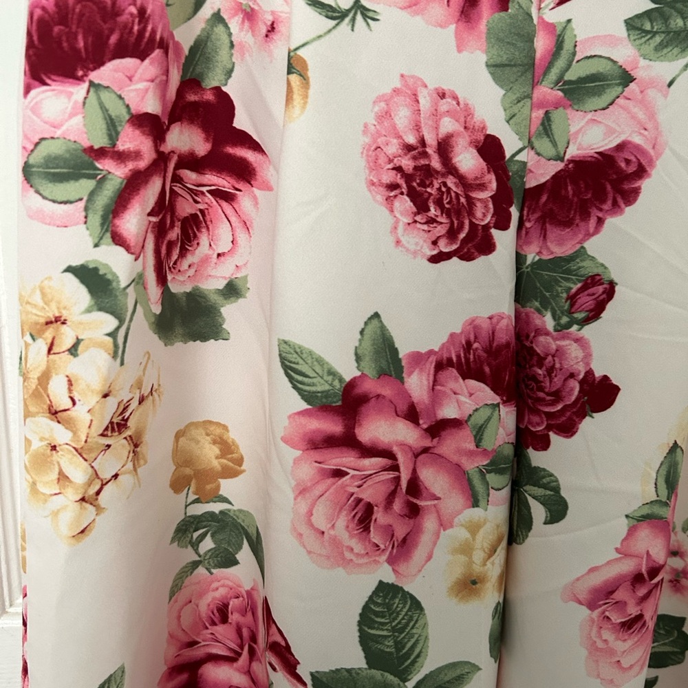 Floral Wide Leg Pants with Belt - Pink Rose Print - Picture 8 of 9
